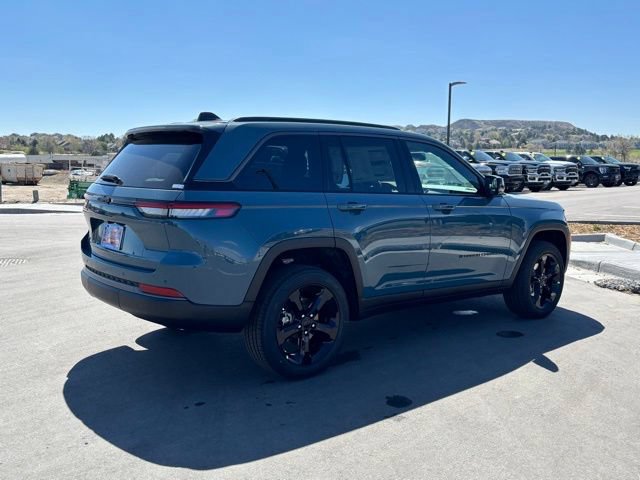Certified 2026 Jeep Grand Cherokee Limited w/ Limited Altitude Package AWD/4WD image 5