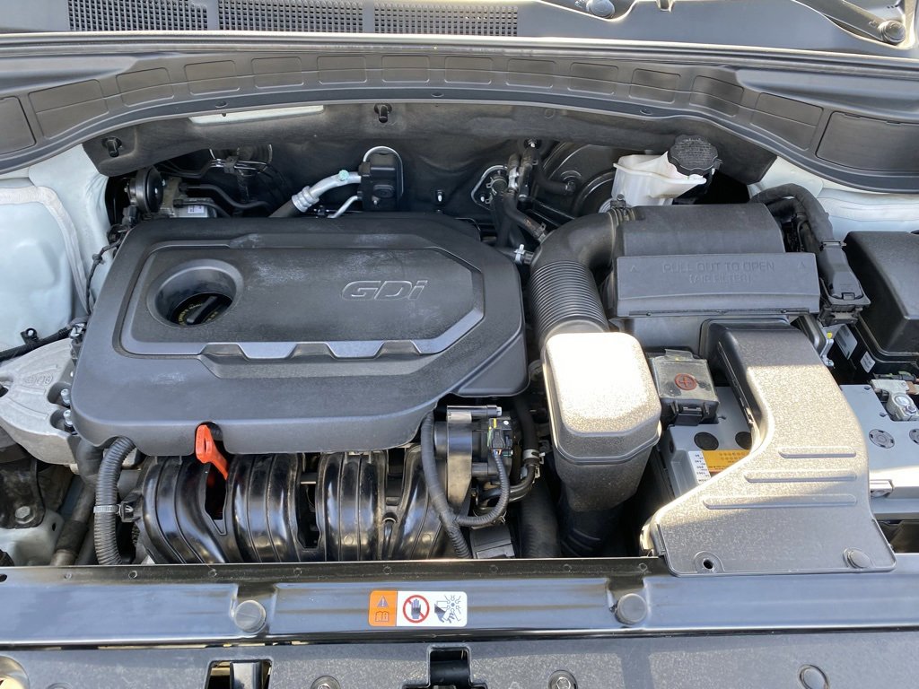 Used 2017 Hyundai Santa Fe Sport image 32