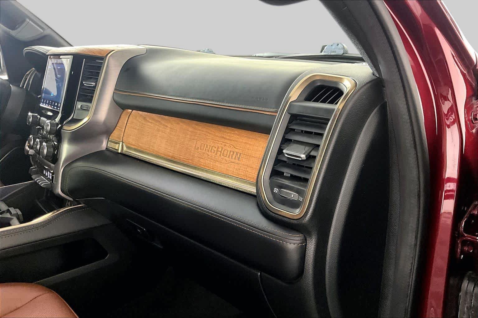 Used 2022 RAM 1500 Limited AWD/4WD image 34