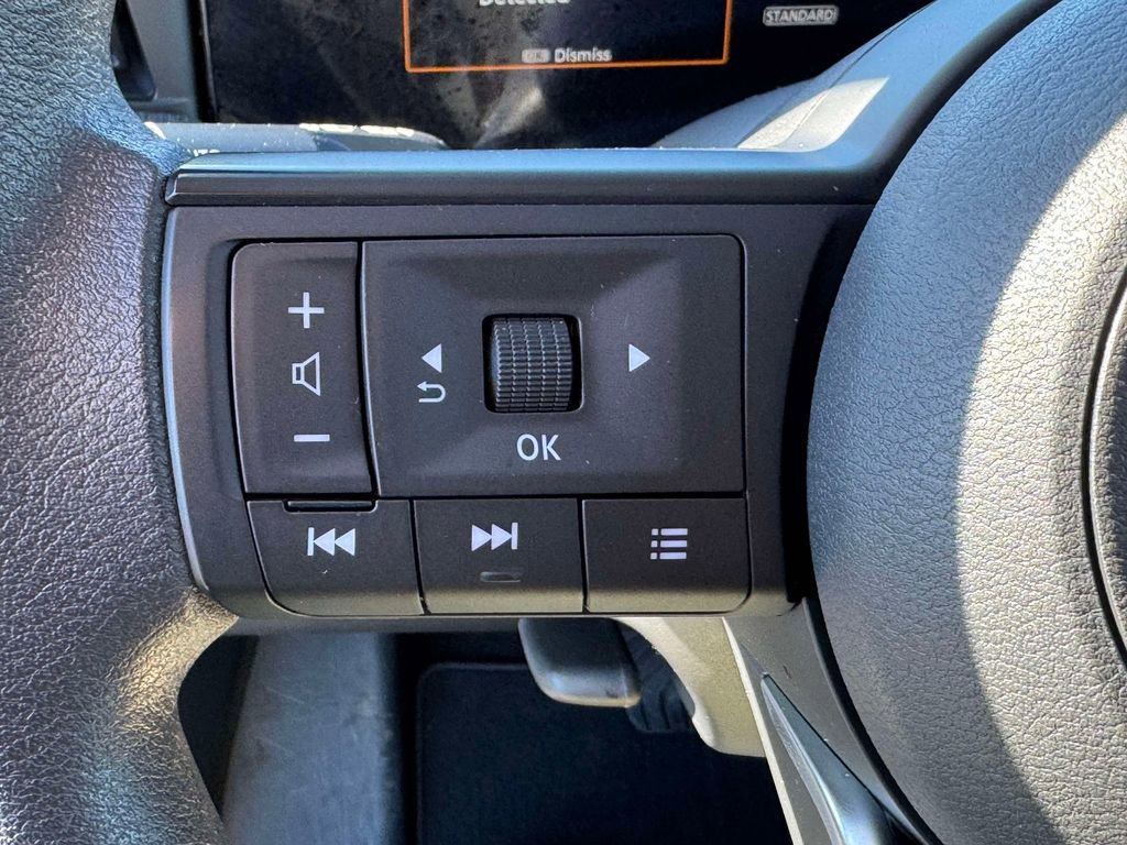 Used 2025 Nissan Kicks SV image 20