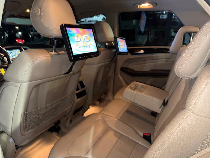 Used 2015 Mercedes-Benz ML 400 4MATIC image 39