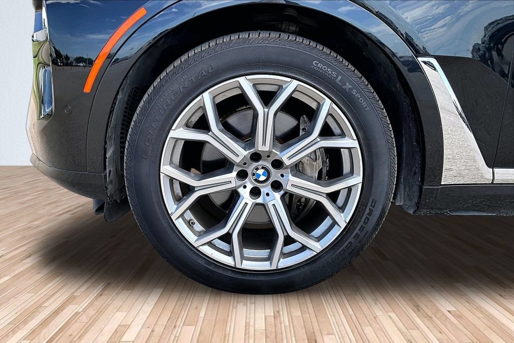 Used 2023 BMW X7 xDrive40i AWD/4WD image 8