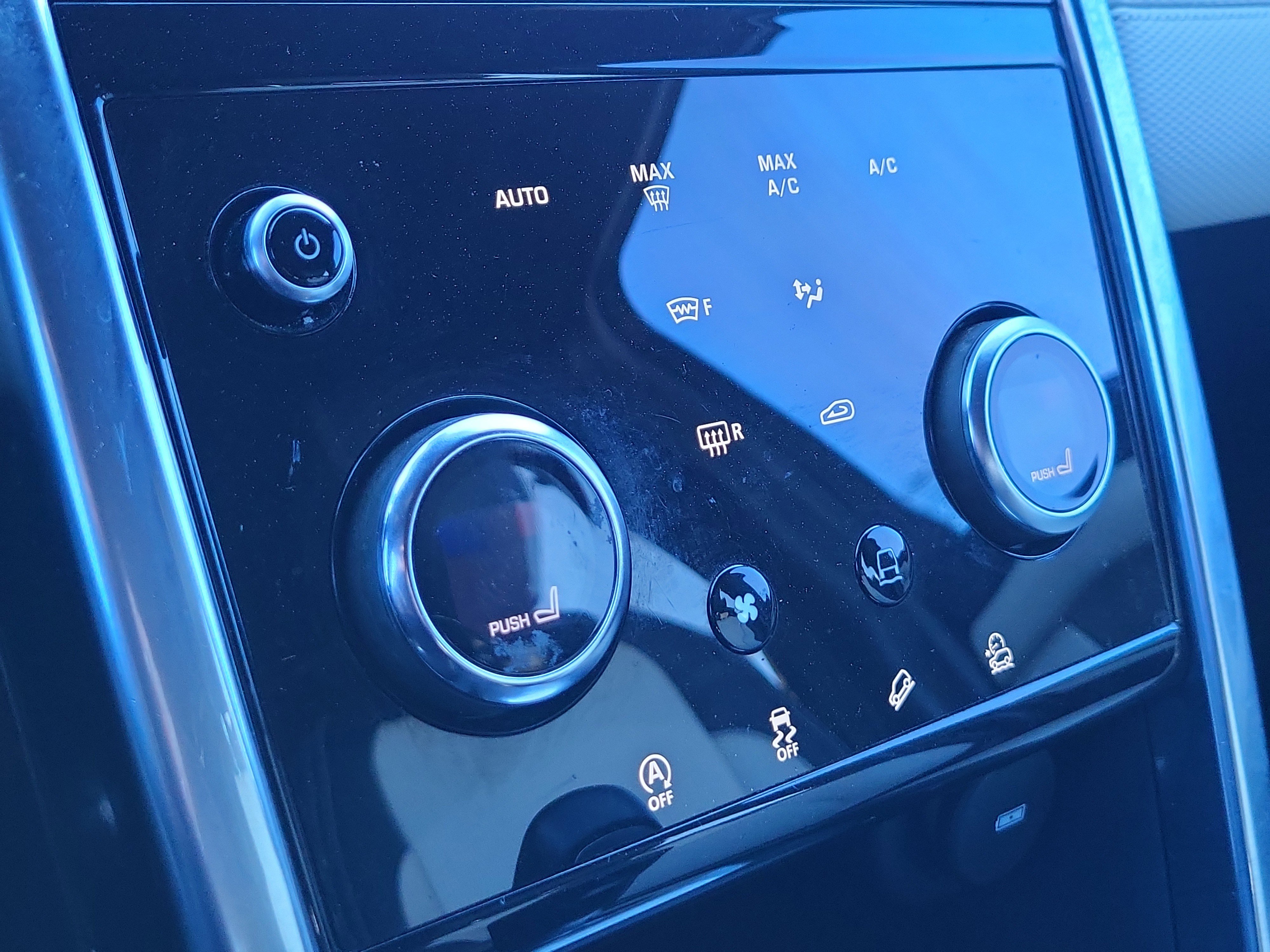 Used 2020 Land Rover Discovery Sport S R-Dynamic image 23