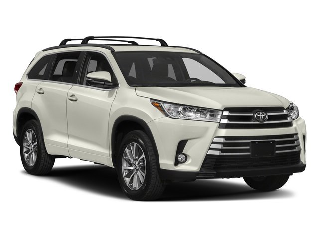 Used 2017 Toyota Highlander XLE AWD/4WD image 6