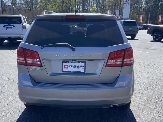Used 2018 Dodge Journey SE image 4