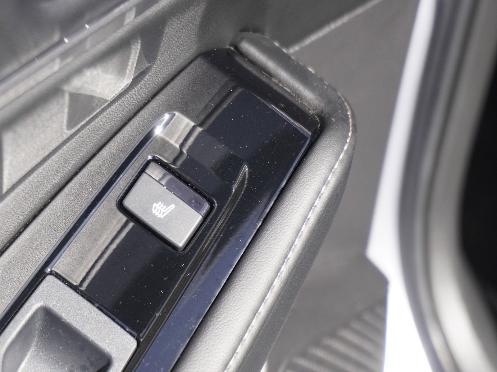 Used 2023 Honda Accord Touring image 13