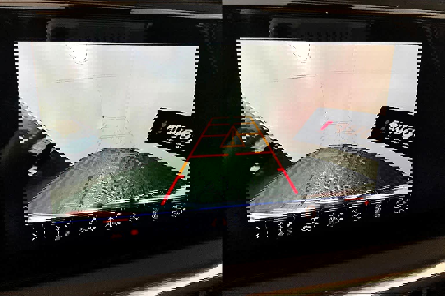 Used 2025 GMC Sierra 2500 Denali w/ Denali Reserve Package image 26