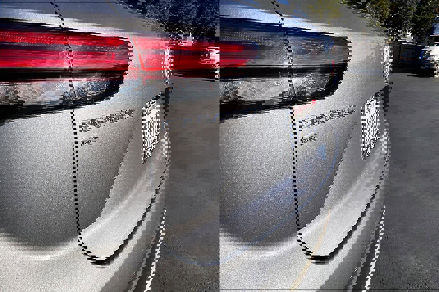 Used 2021 Buick Envision Essence w/ Technology Package I image 11