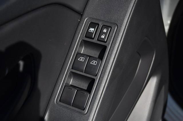 New 2026 Nissan Frontier S image 9