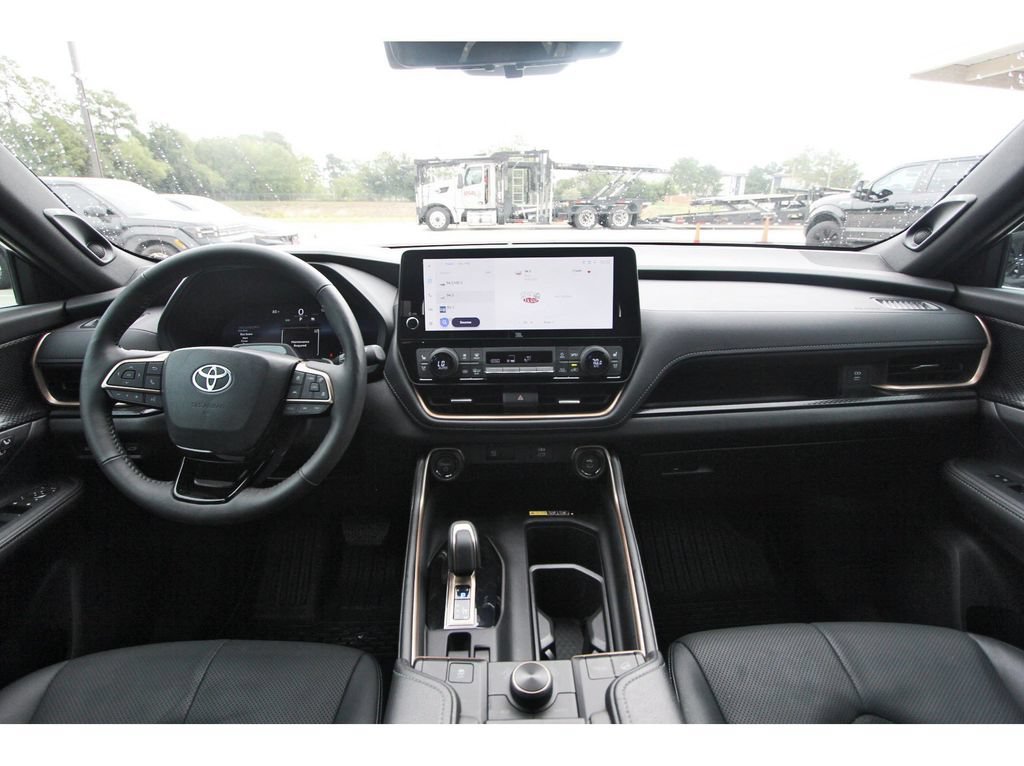 Used 2026 Toyota Grand Highlander AWD Hybrid image 14