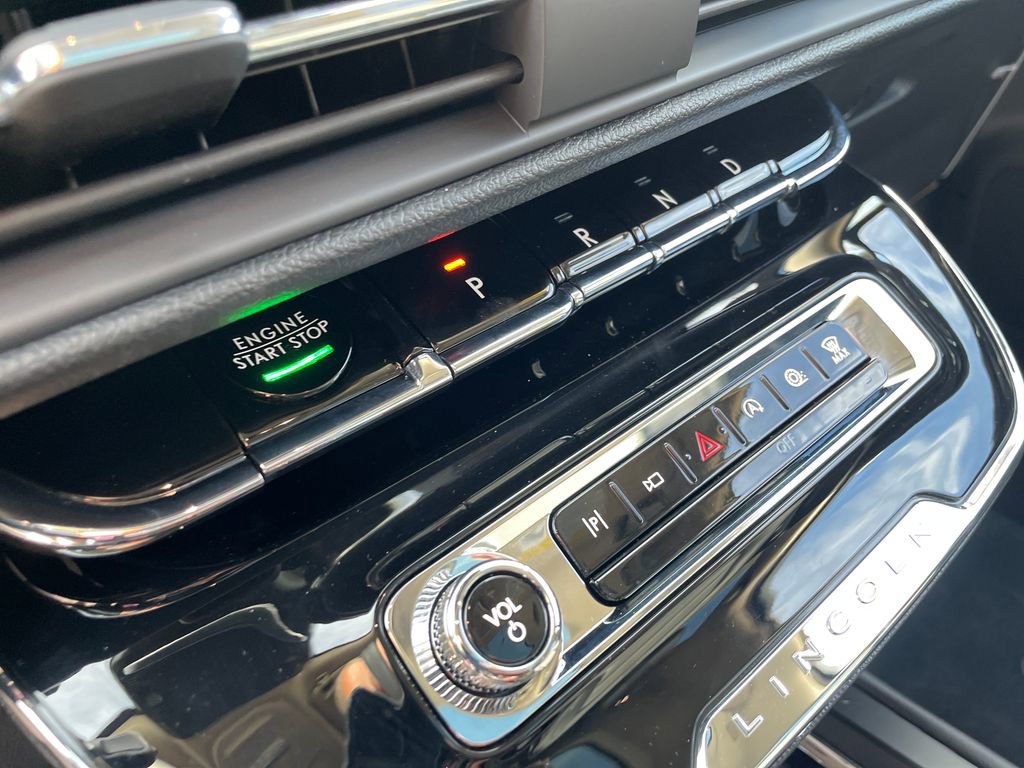 New 2025 Lincoln Corsair Reserve w/ Jet Appearance Package image 19