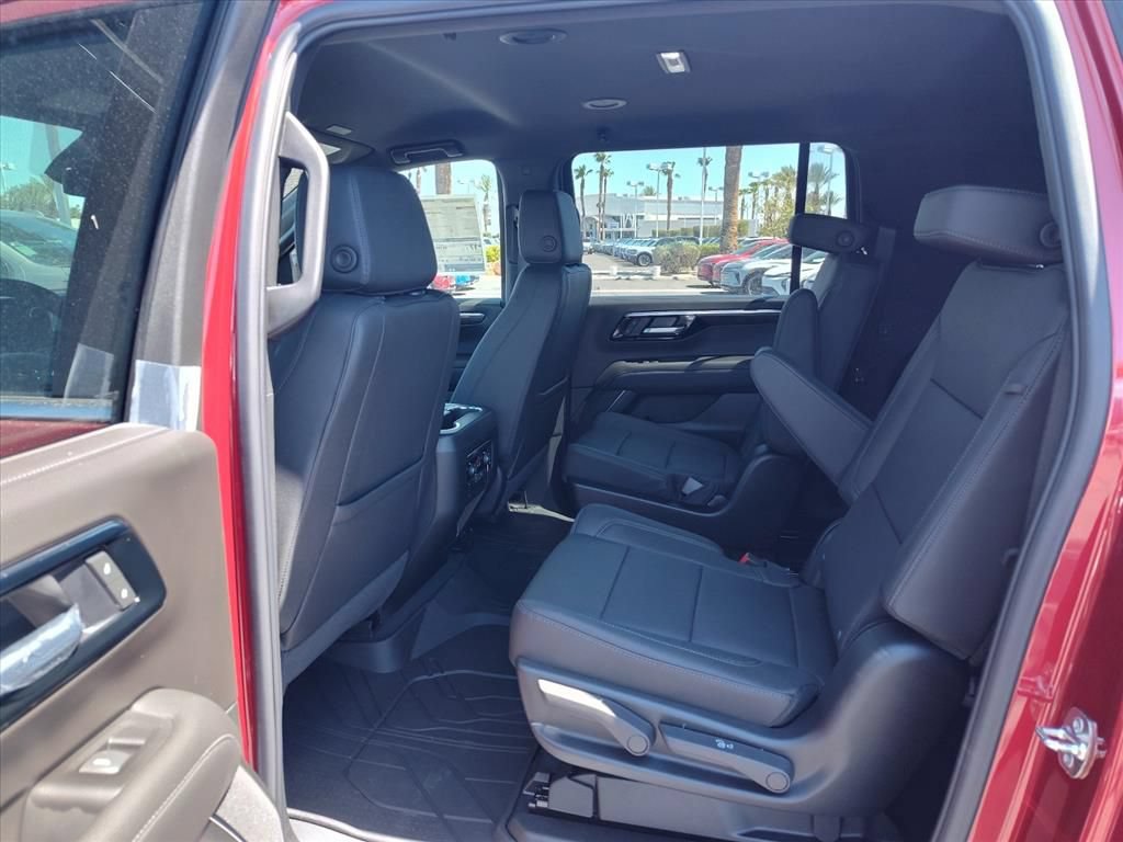 New 2026 Chevrolet Suburban LT RWD image 6