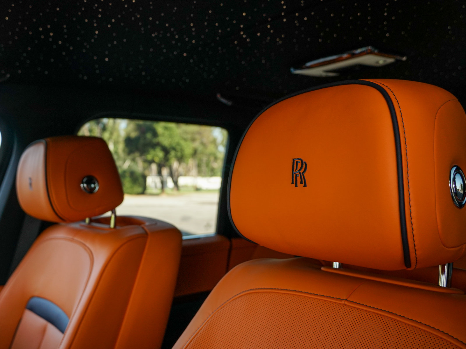 New 2027 Rolls-Royce Cullinan Black Badge AWD/4WD image 20