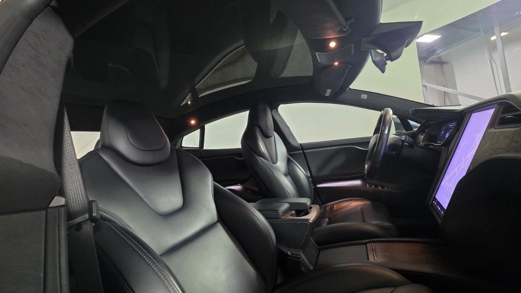 Used 2020 Tesla Model S AWD image 12