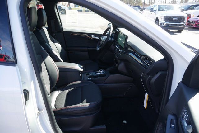New 2026 Ford Escape ST-Line Select w/ Equipment Group 401A AWD/4WD image 27