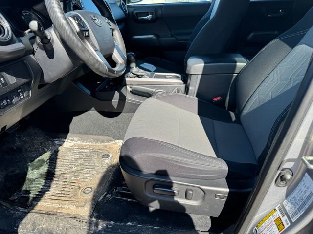 Certified 2020 Toyota Tacoma TRD Sport image 5