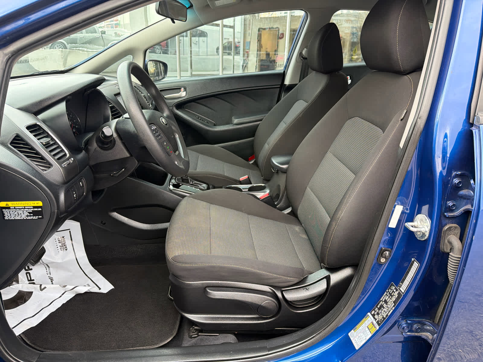 Used 2018 Kia Forte LX image 16