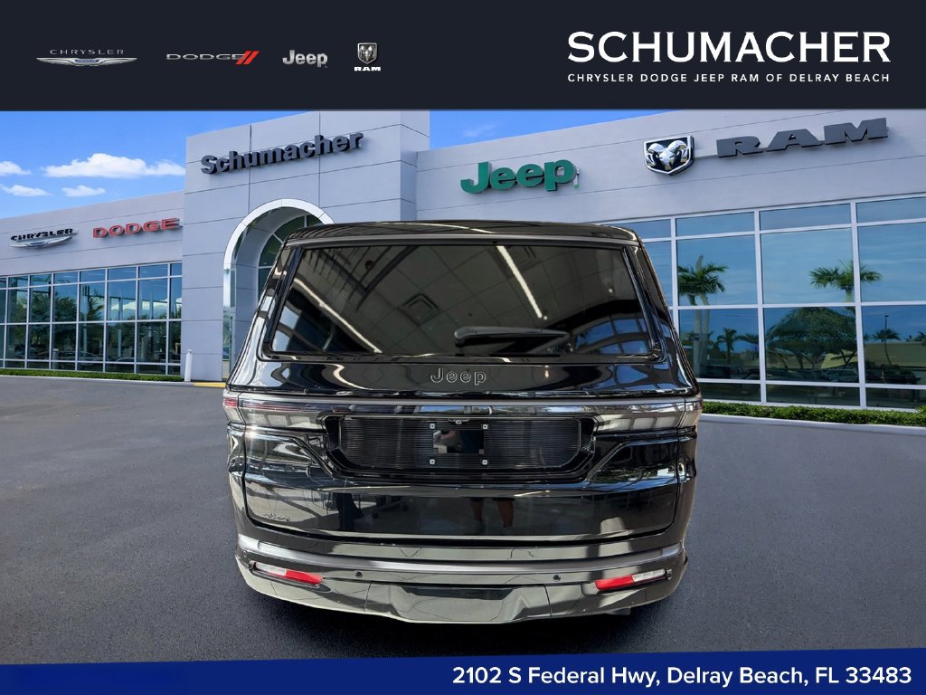 New 2026 Jeep Grand Wagoneer Limited AWD/4WD image 7