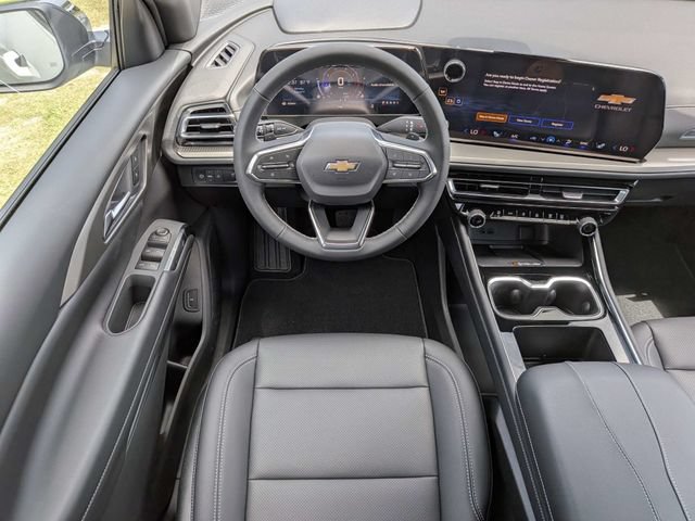 New 2027 Chevrolet Traverse LT w/ Driver Confidence Package FWD image 17