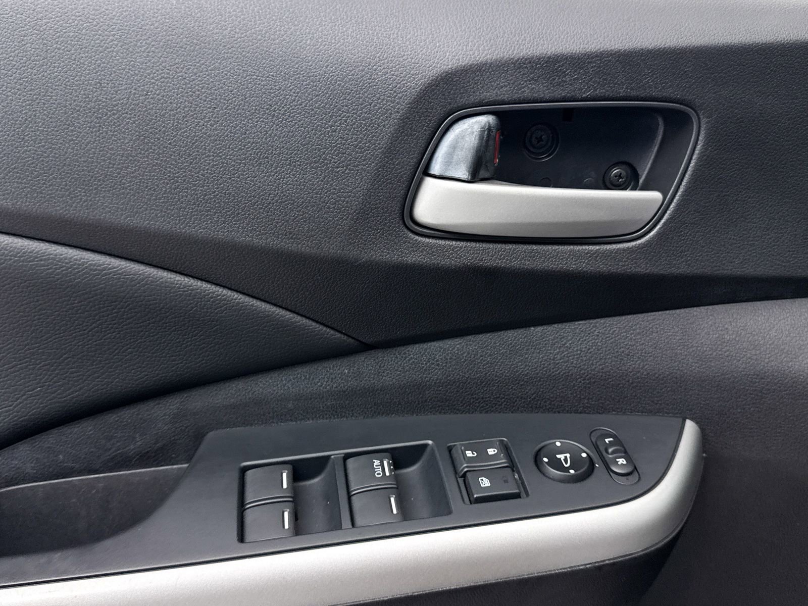 Used 2013 Honda CR-V EX-L image 25