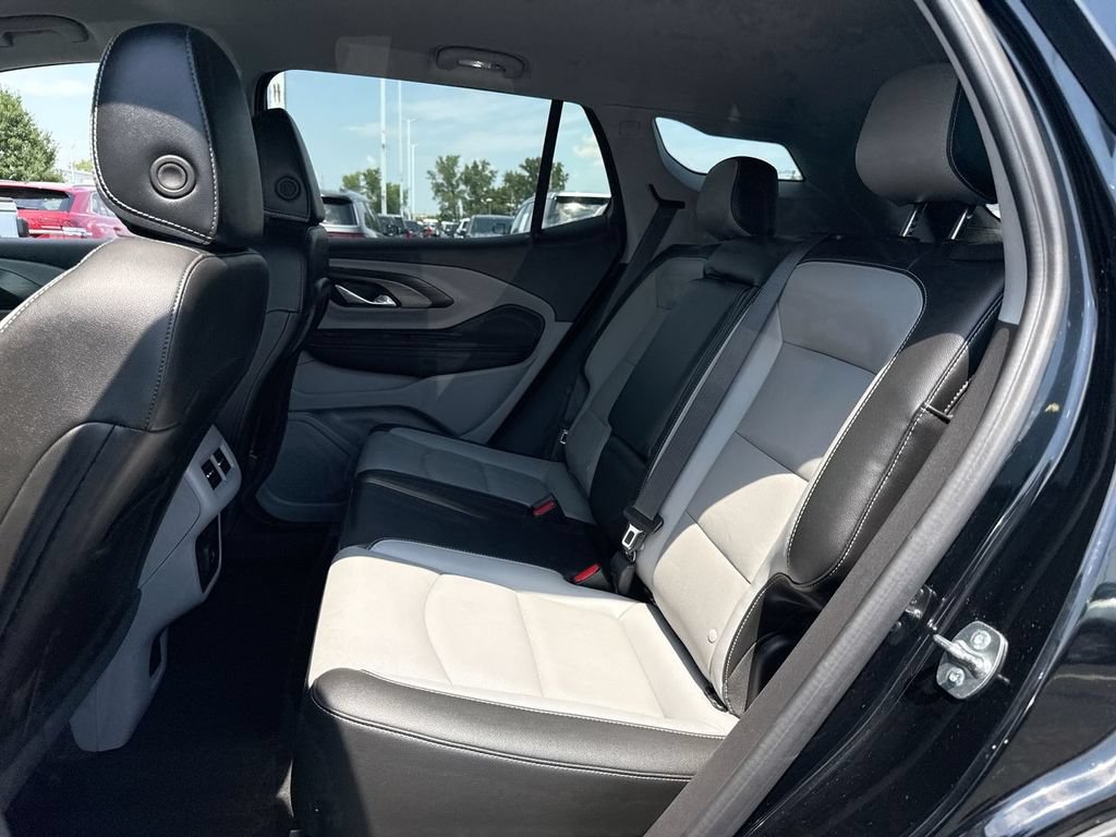 Used 2024 GMC Terrain SLT w/ Infotainment Package II AWD/4WD image 23