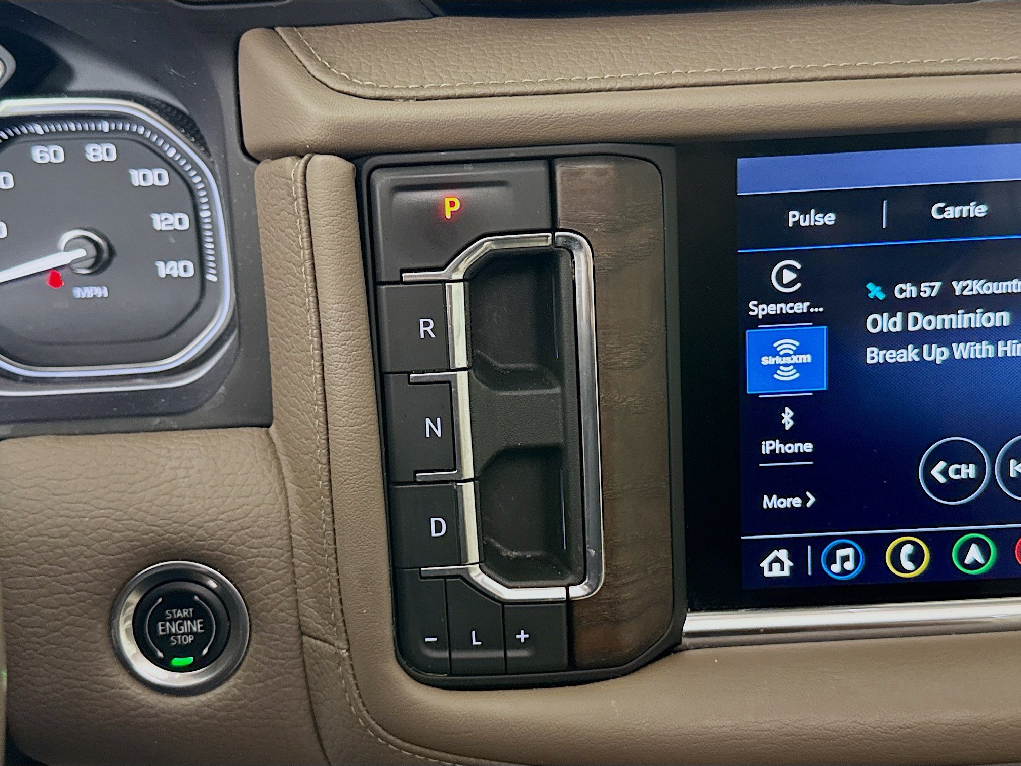 Used 2021 GMC Yukon Denali w/ Denali Ultimate Package AWD/4WD image 19