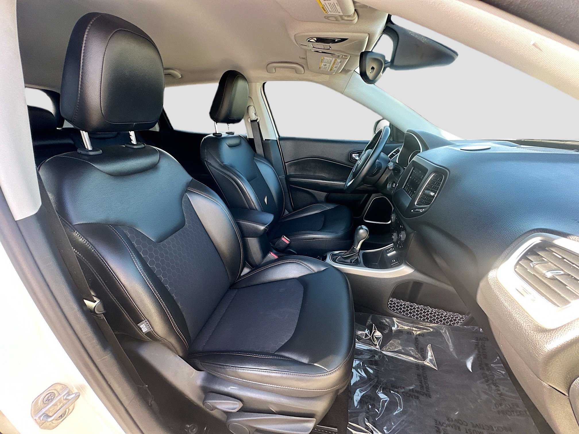 Used 2018 Jeep Compass Latitude w/ Popular Equipment Group image 31