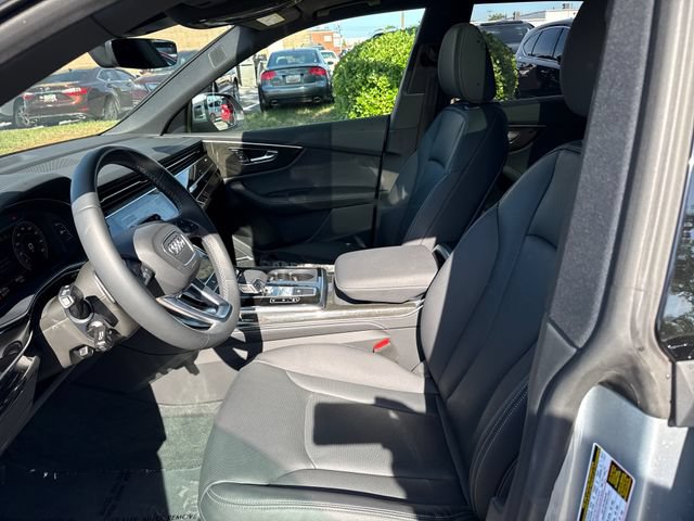 Certified 2025 Audi Q8 Premium Plus AWD/4WD image 15