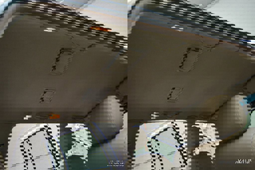 Used 1997 Cadillac De Ville D'Elegance w/ Safety/Security Pkg FWD image 19