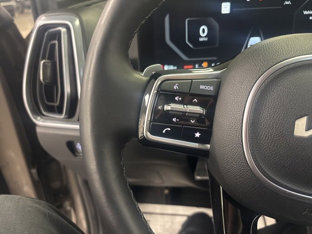 Used 2025 Kia Sorento SX Prestige image 21