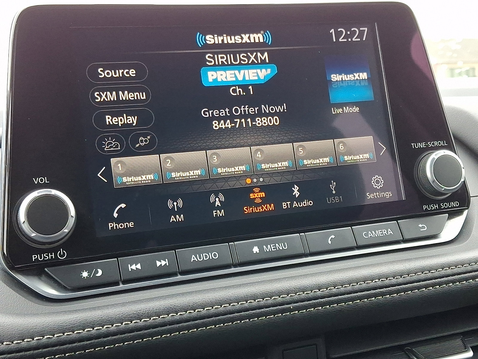 Used 2025 Nissan Rogue SV image 16