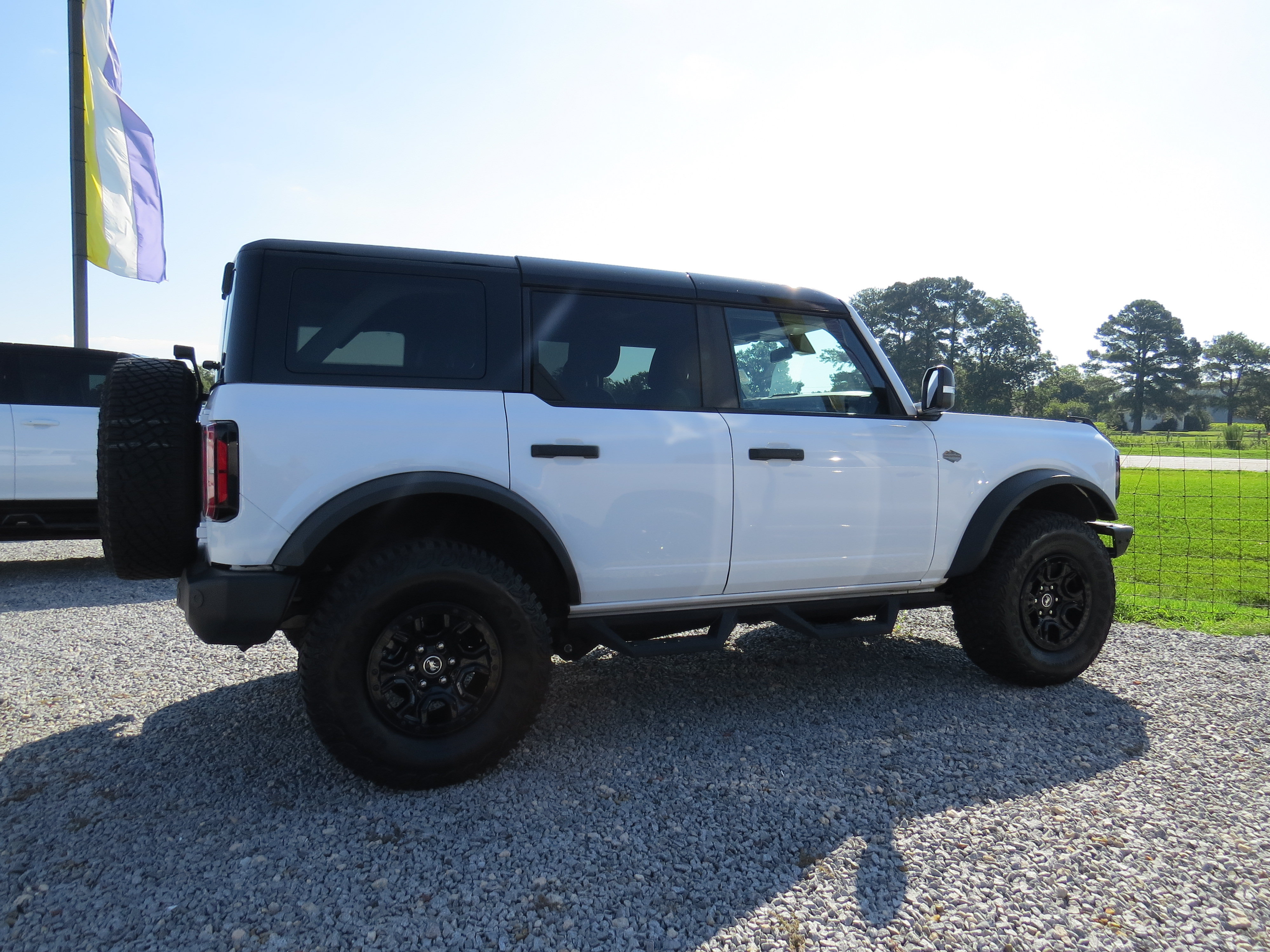Used 2024 Ford Bronco Wildtrak AWD/4WD image 11