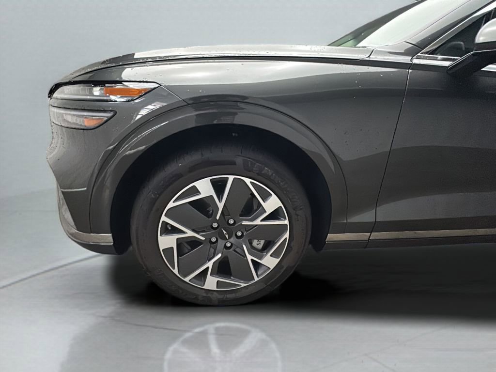 New 2026 Genesis GV70 2.5T Select image 3