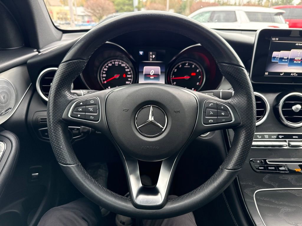 Used 2019 Mercedes-Benz GLC 300 4MATIC image 16
