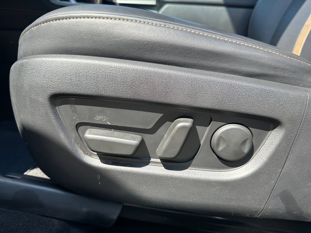 Used 2024 MAZDA CX-90 Plug-In Hybrid w/ Premium Plus AWD/4WD image 20