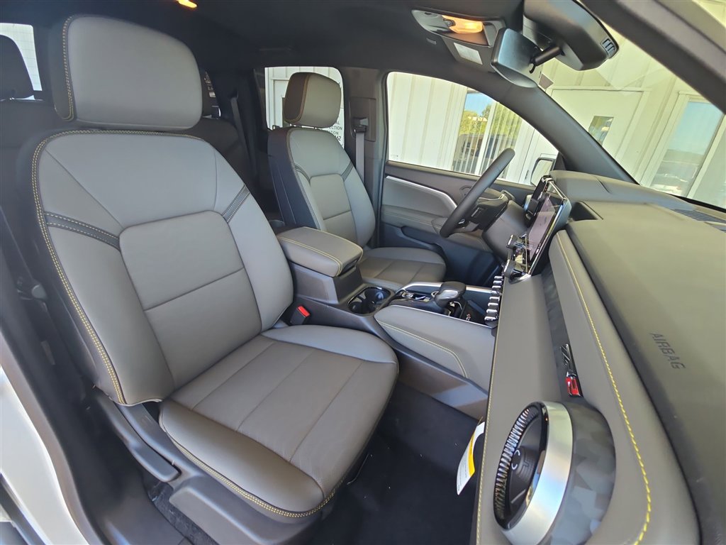 New 2026 Chevrolet Colorado ZR2 image 27