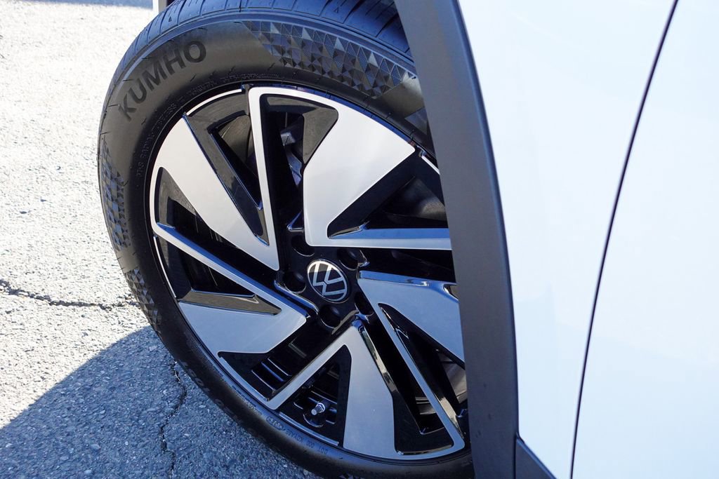 New 2026 Volkswagen Atlas SE image 11