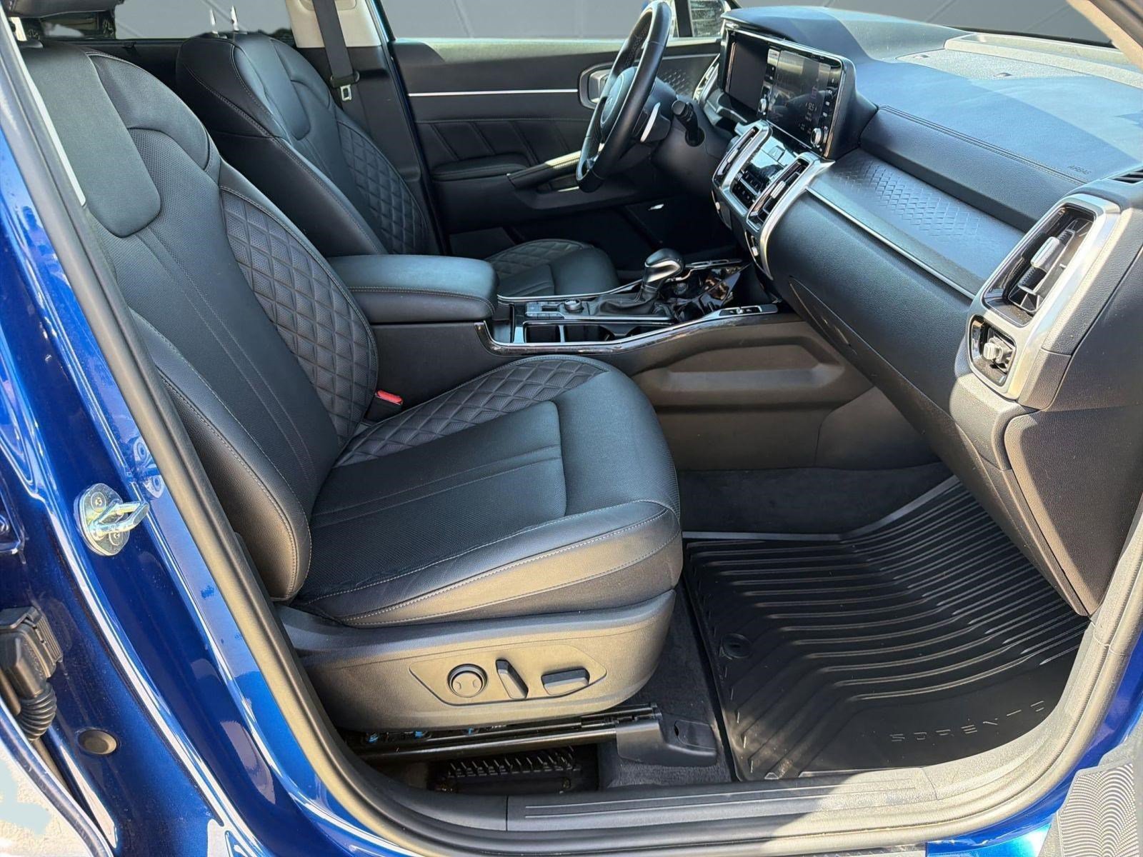 Used 2023 Kia Sorento SX image 31