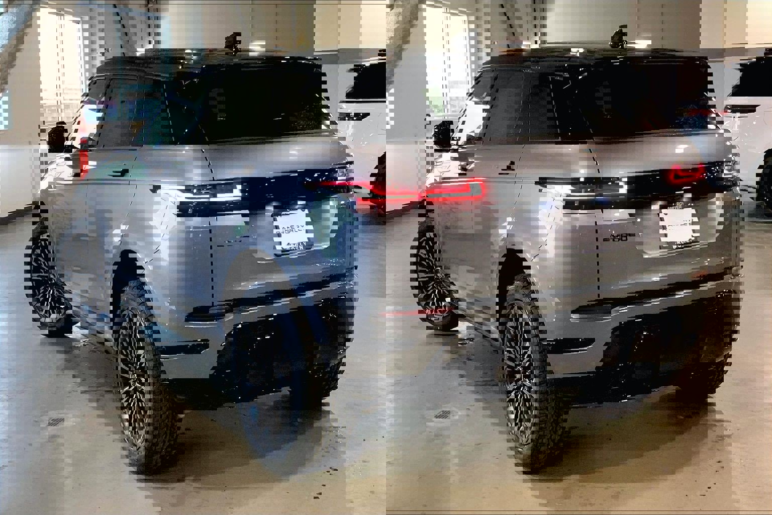 New 2026 Land Rover Range Rover Evoque Dynamic SE image 12