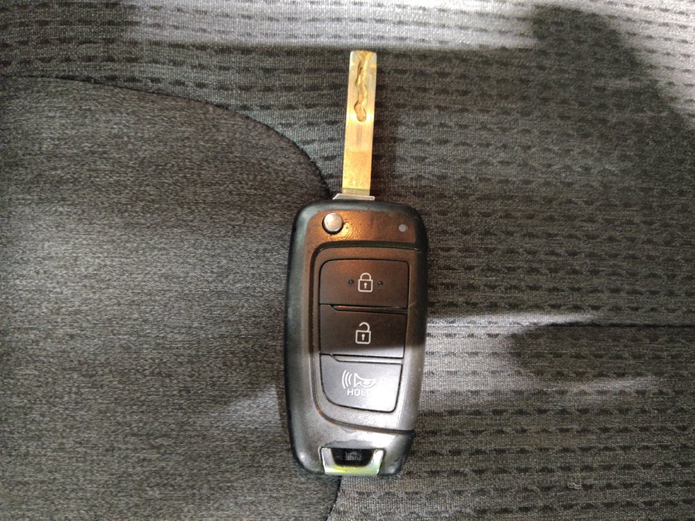 Used 2023 Hyundai Santa Fe SE AWD/4WD image 32