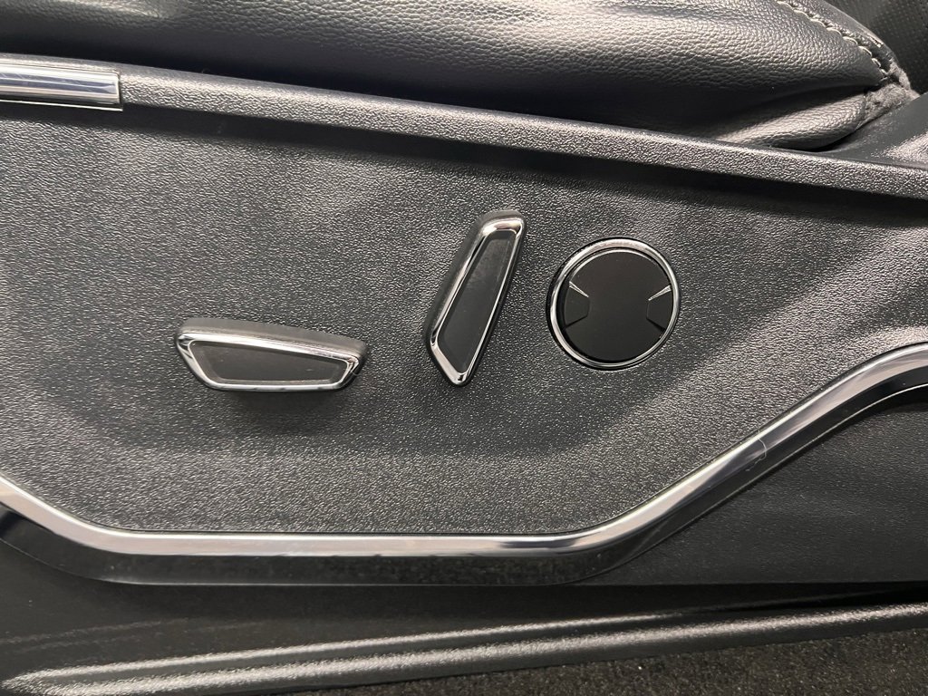 Certified 2021 Ford F150 Lariat image 32