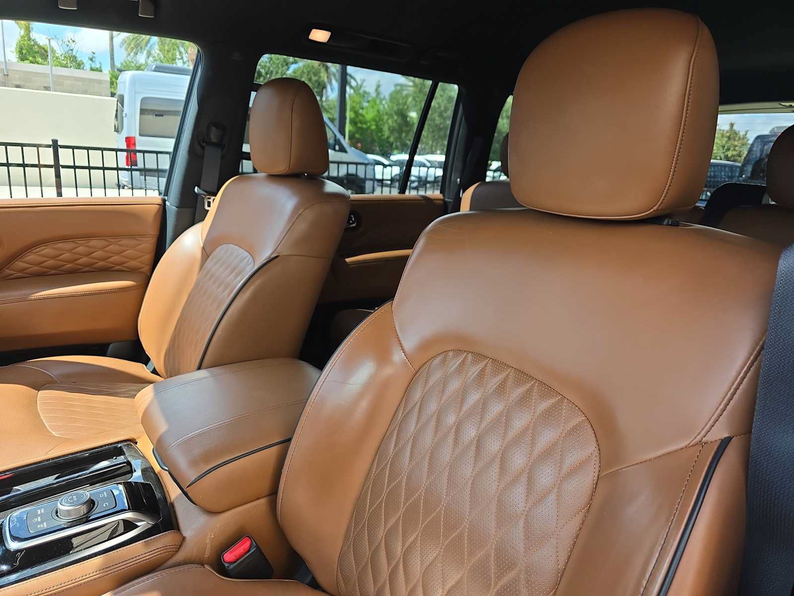 Certified 2024 INFINITI QX80 Sensory w/ Cargo Package AWD/4WD image 16