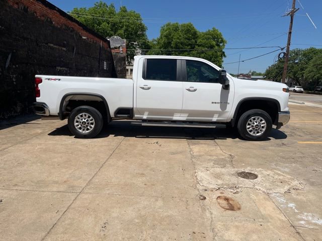 Used 2025 Chevrolet Silverado 2500 LT w/ Convenience Package AWD/4WD image 6