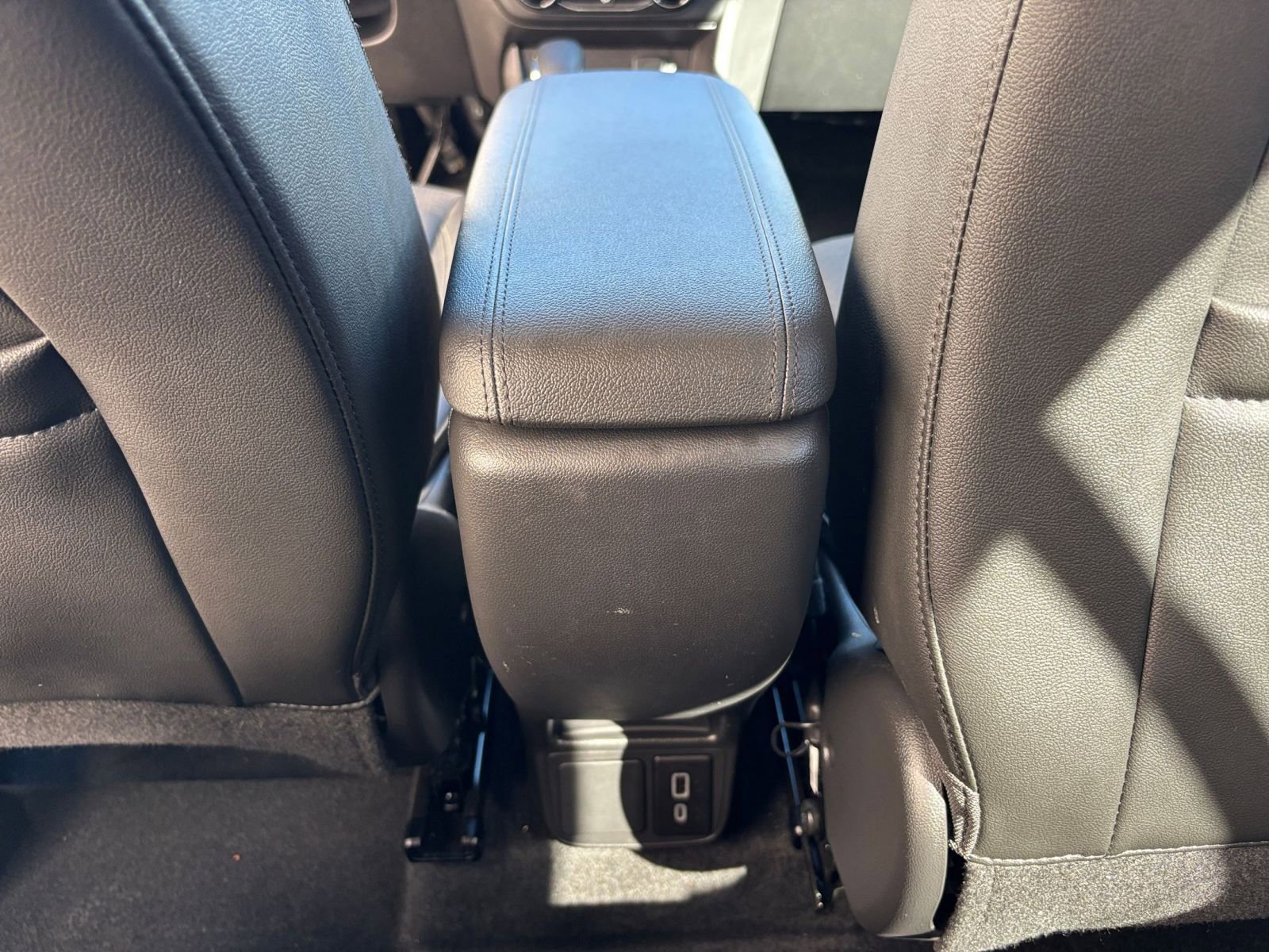 Used 2025 Buick Encore GX Preferred image 24