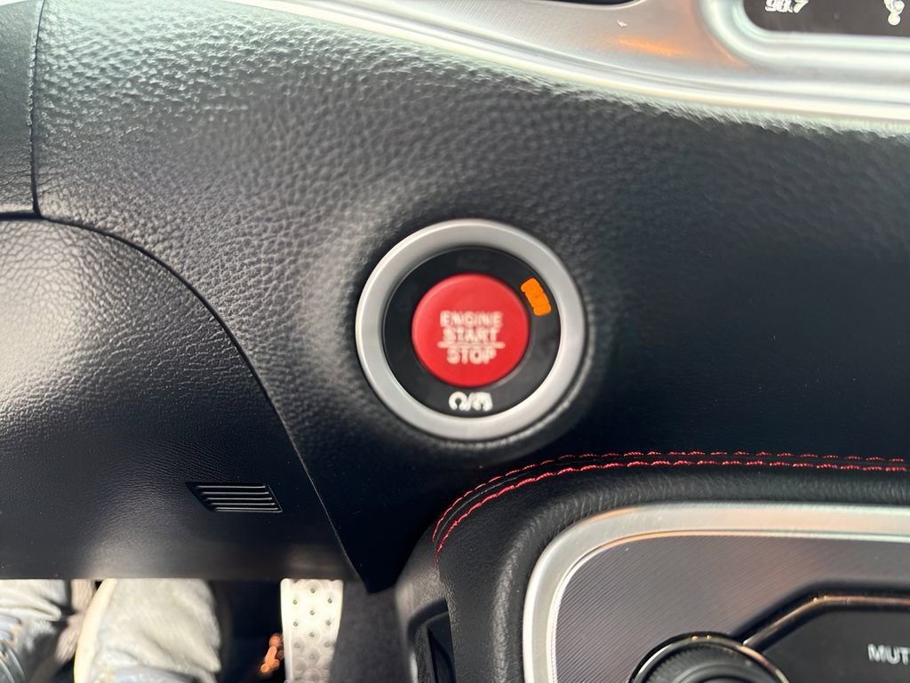 Used 2019 Dodge Challenger SRT Hellcat w/ Widebody Package RWD image 21
