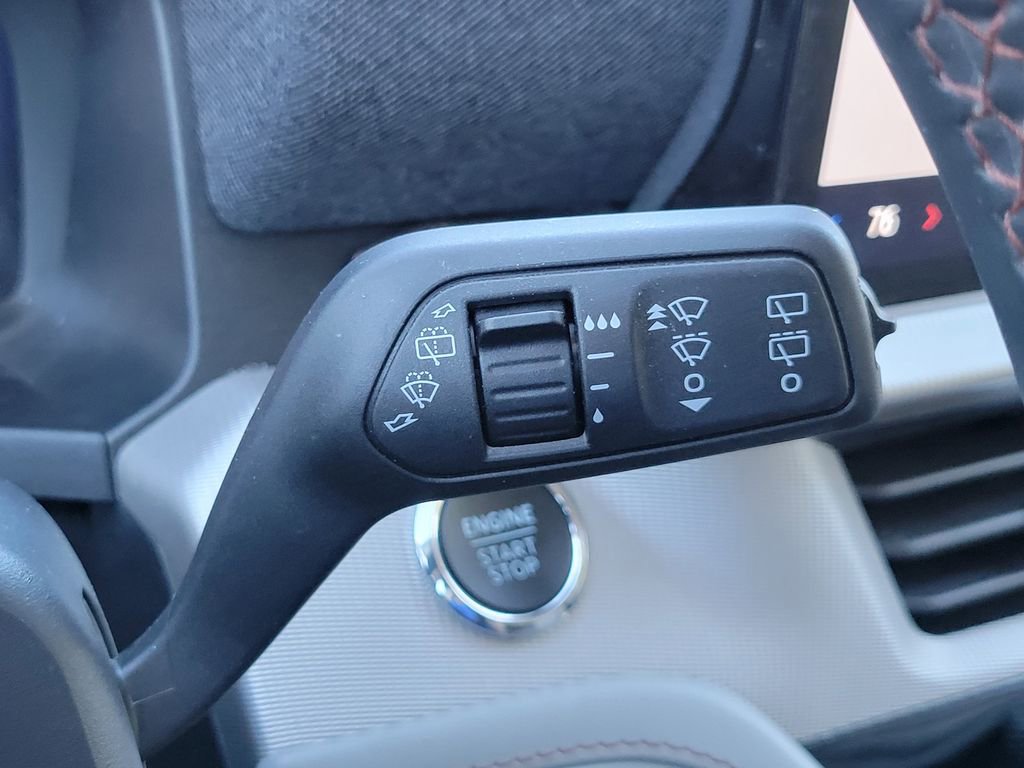 Certified 2025 Ford Explorer Active w/ Active Comfort Package image 31