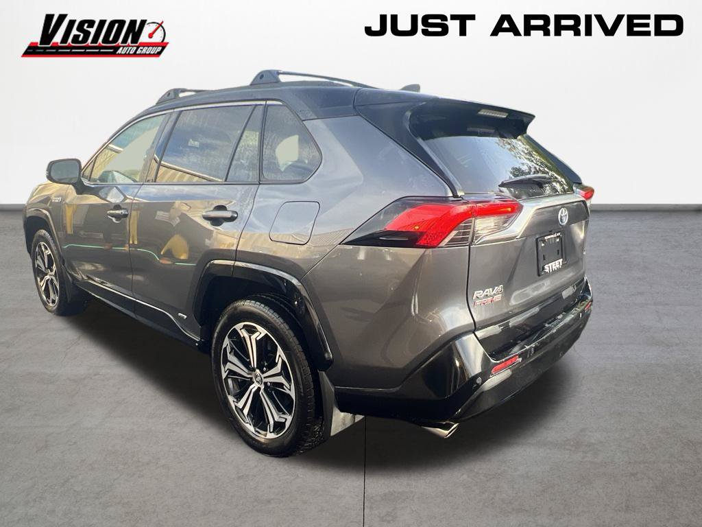 Used 2022 Toyota RAV4 XSE w/ Premium Package AWD/4WD image 4