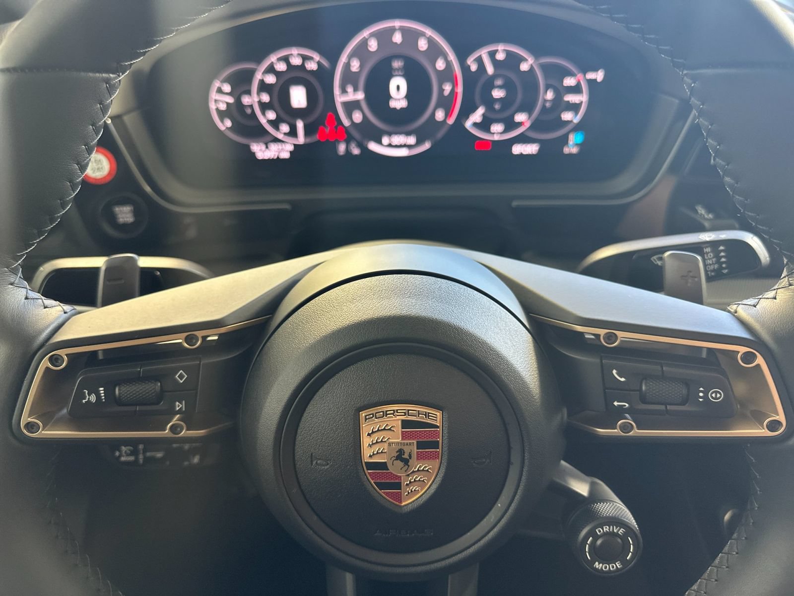 Certified 2026 Porsche Cayenne Coupe AWD/4WD image 28
