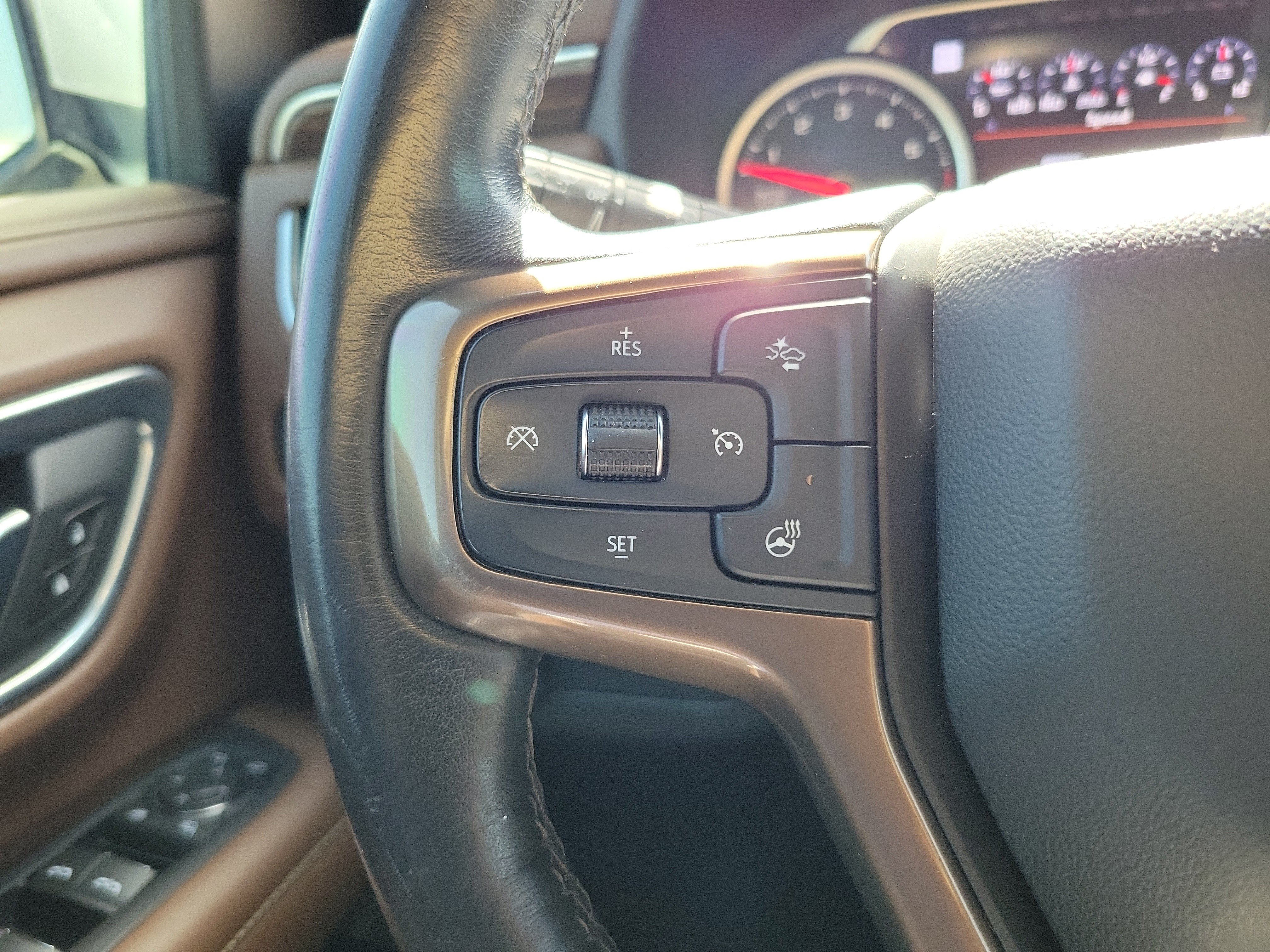 Used 2021 Chevrolet Tahoe High Country RWD image 21