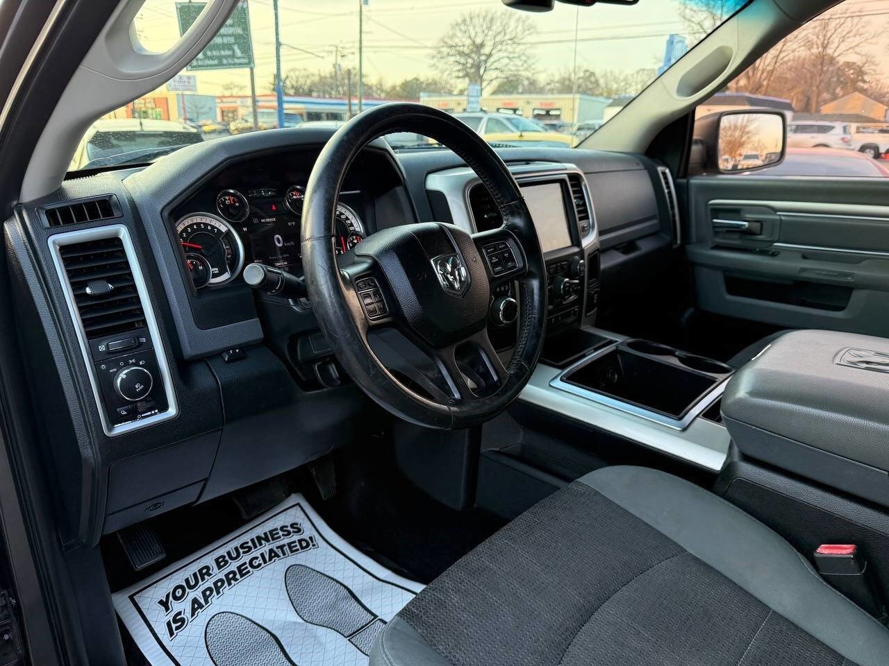 Used 2015 RAM 1500 Lone Star image 13